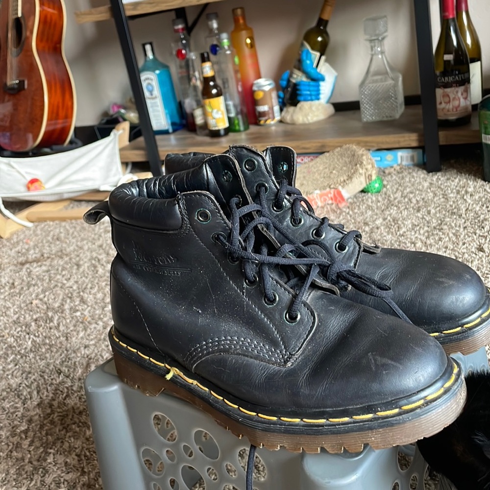 Black dr.martins boots